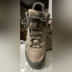 Merrill Trail/snow boot NWOB